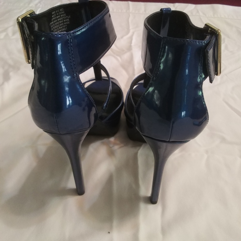 Candie's Women's Cazuben Cobalt Blue Strappy Platform Shoes Size 6.5 - Picture 4 of 5
